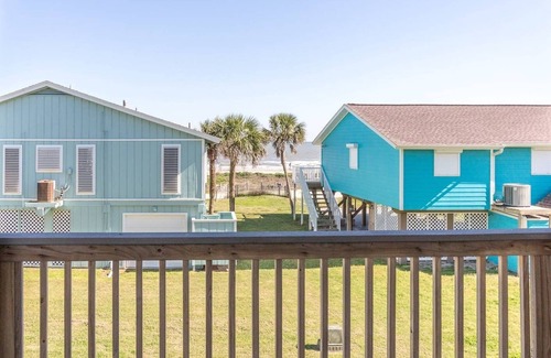Spanish Grant House | 2nd Row from beach! Spanish Grant w/Gulf views!