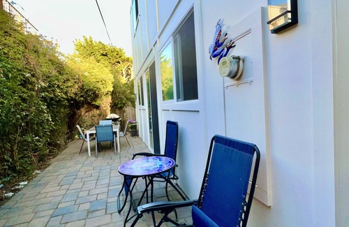 Aptos House | 2nd row, Next to Beachgate path - 4min walk to the sand - Aquarium & Park Passes