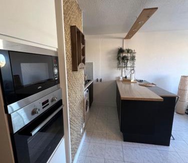 Cagnes-sur-Mer Apartment | 2Pièces, Piscine, Terrasse