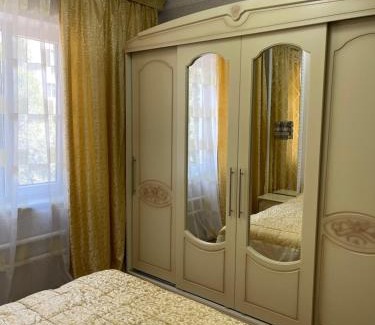 Taraz Apartment | 3х комнатная посуточно