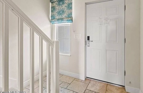 Merritt Island Resort | 3 2 1/2 Bath Townhome Resort! -10 min to Cocoa Bch Boat/paddle board rentals!