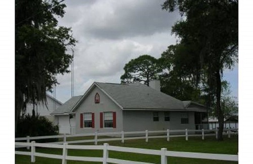 Lake Placid House | 3/2/2 Lake House Seasonal Rental. Dock/Fishing/Boating/Firepit.