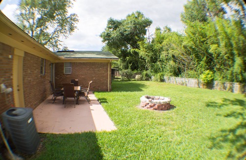 Southpoint House | 3/2 Beautiful Single Family"BrightHouse"I- 4U