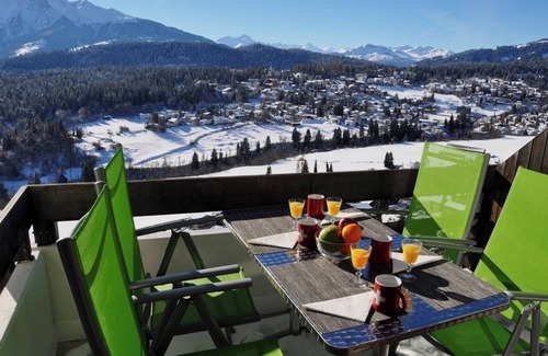 Flims Apartment | 3. 5 room apartment on the sunny slope of Flims