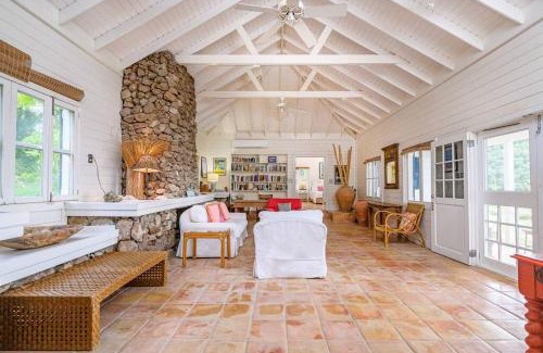 Frigate Bay House | 3 and a Half Seasons