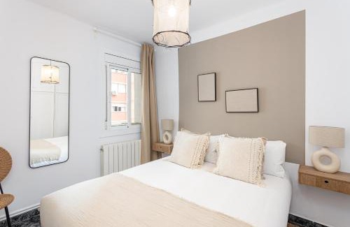 Cornella de Llobregat Apartment | 3 Bdr Apt In Cornella 5 Mins Form The Metro