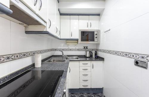Cornella de Llobregat Apartment | 3 Bdr Apt In Cornella 5 Mins Form The Metro