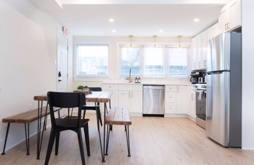 Cape May - Wildwood Apartment | 3 BDR Renovated Condo | The Beach->1 block!
