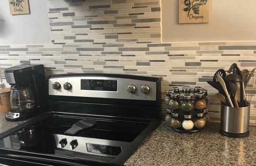 Carrboro House | 3 bed/2 bath Carrboro ranch, convenient to downtown!