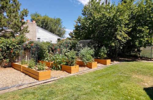 Midvale Apartment | 3 bed 2 bath home with it all