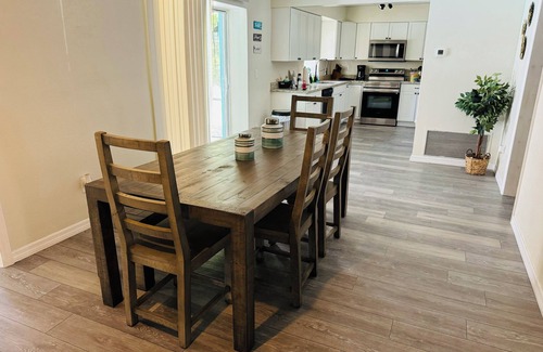 Spring Hill House | 3 Bed 2 Bath, Pool and Game Room
