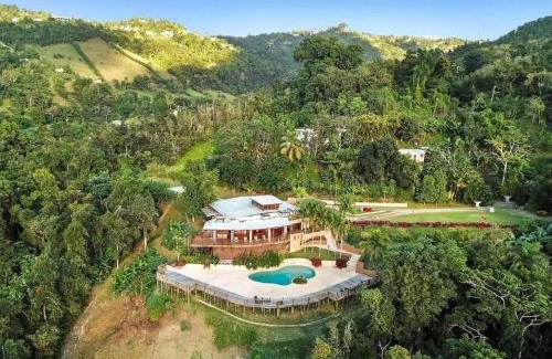 Lomas House | 3 bed 2 bath W pool @ Juncos