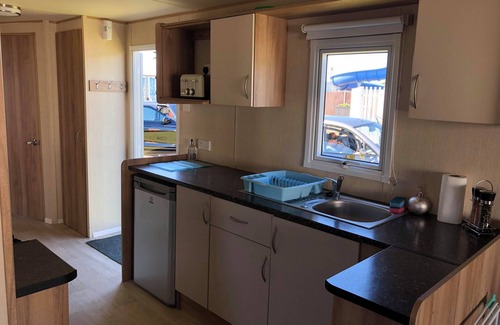 Great Yarmouth House | 3 Bed 8 Berth Caravan in California Cliffs - D53