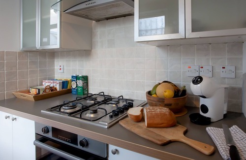 Vassall House | 3 bed House Camberwell with Private Garden