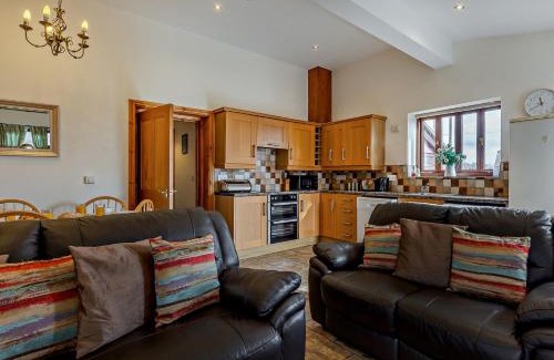 Overton-on-dee House | 3 Bed in Ellesmere 94419