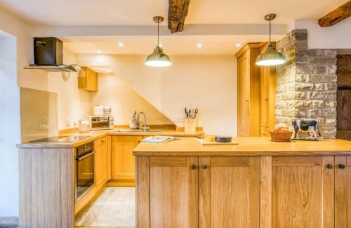 Hartington House | 3 Bed in Hartington 77739