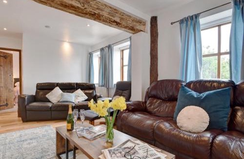 Low Catton House | 3 Bed in York 37254