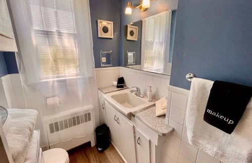 Saint John Apartment | ✨ 3-Bed Oasis in Prime Location – Your Perfect Getaway! 🌴