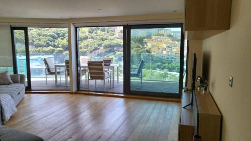 Gibraltar Apartment | 3 bed Ocean Spa Plaza Luxurious flat