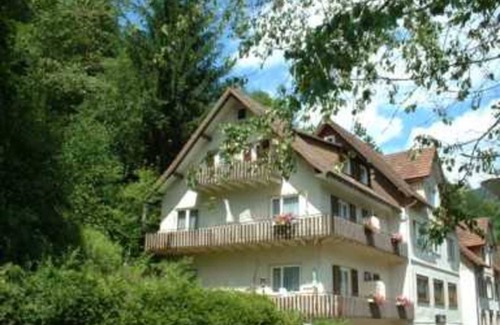 Schoenmuenzach Bed & Breakfast | 3-bed room 1 - Adieu Everyday life: Pension Oesterle in the Black Forest