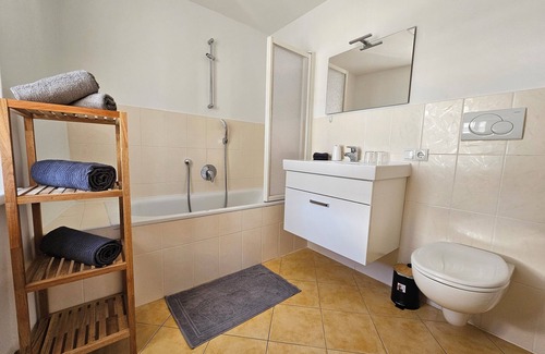 Egna Bed & Breakfast | 3-bed room with bathroom (without breakfast!)