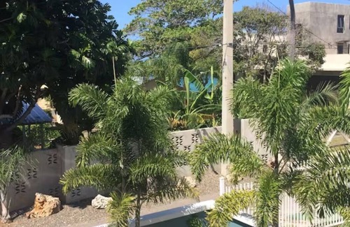 Aguacate Apartment | 3-Bedroom, 1-Bathroom Apartment at Shacks Beach. Beach access footsteps away.