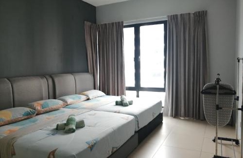 Genting Highlands Apartment | 3 bedroom 12pax Midhills pool view free WIFI