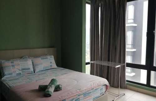 Genting Highlands Apartment | 3 bedroom 12pax Midhills pool view free WIFI