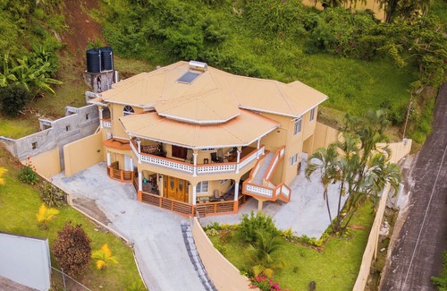 St. George's Villa | 3-bedroom & 2-bathroom luxury ocean view home- SUV included with booking