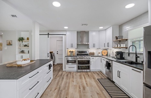 Anderson Mill House | 3 bedroom 2bath updated home located in northwest Austin close to public pool