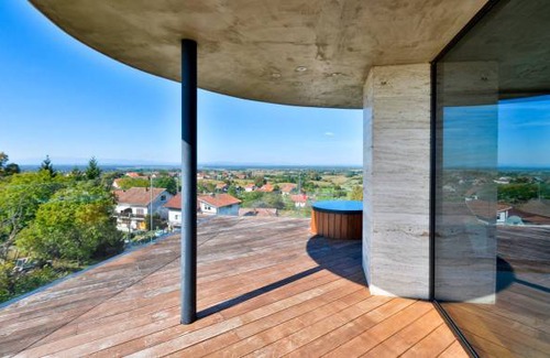 Klostar Ivanic House | 3 bedroom accommodation in Klostar Ivanic