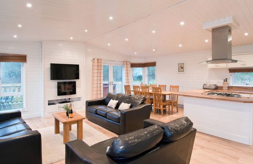 Woodham Walter Ski Chalet | 3 bedroom accommodation in Woodham Walter, Maldon