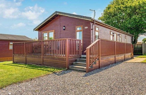 Hewas Water Ski Chalet | 3 bedroom accommodation in Nr St Austell