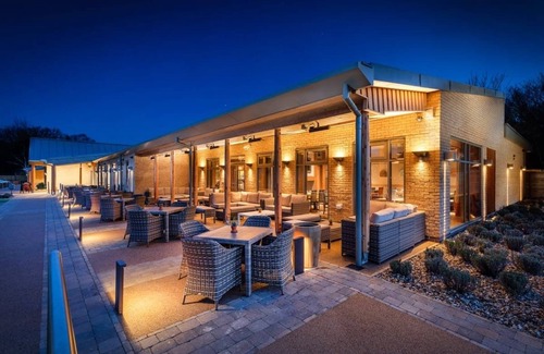 Pentney Ski Chalet | 3 bedroom accommodation in Pentney, King&rsquo;s Lynn