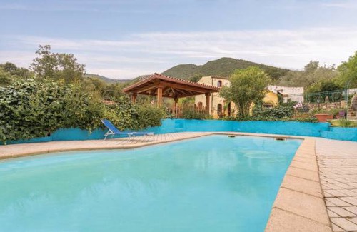 Orgosolo House | 3 bedroom accommodation in Orgosolo