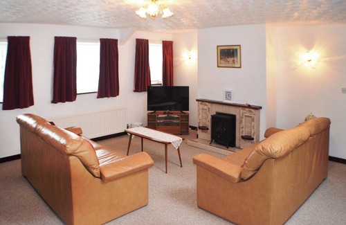 Trefor Cottage | 3 bedroom accommodation in Trefor, Near Caernarfon