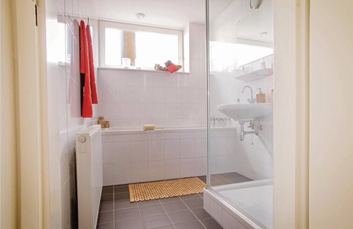 Ohe en Laak Boat Rental | 3 bedroom accommodation in Ohé en Laak