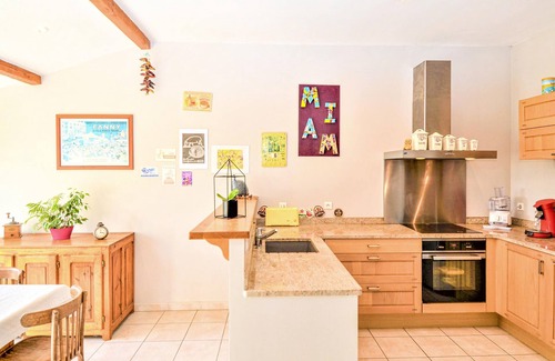 Saint-Andre-de-Roquepertuis House | 3 bedroom accommodation in Cornillon