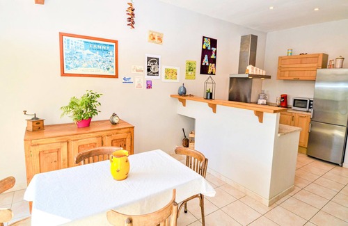 Saint-Andre-de-Roquepertuis House | 3 bedroom accommodation in Cornillon