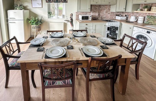 Tiverton Cottage | 3 bedroom accommodation in Uplowman, near Tiverton