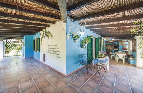 Oliena House | 3 bedroom accommodation in Oliena -NU-