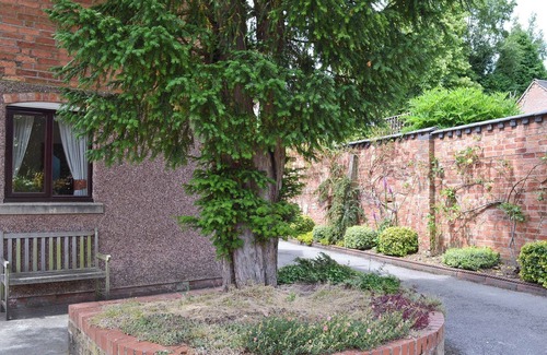 Swanwick Cottage | 3 bedroom accommodation in Swanick, near Alfreton