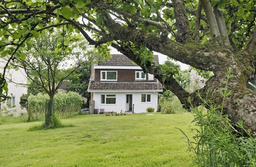 High Littleton Cottage | 3 bedroom accommodation in High Littleton, near Bath