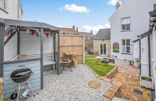 Lanner Cottage | 3 bedroom accommodation in Lanner