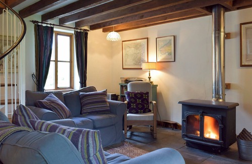 Newport Cottage | 3 bedroom accommodation in Fachongle Ganol, near Newport