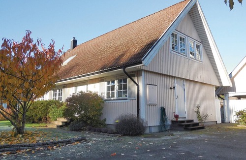 Aahus House | 3 bedroom accommodation in Åhus