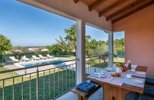 Rogocana House | 3 bedroom amazing home in Breg Ivanovci