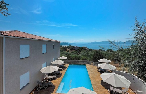 Porto Pollo Apartment | 3-bedroom apartment sea view pool access giovanello