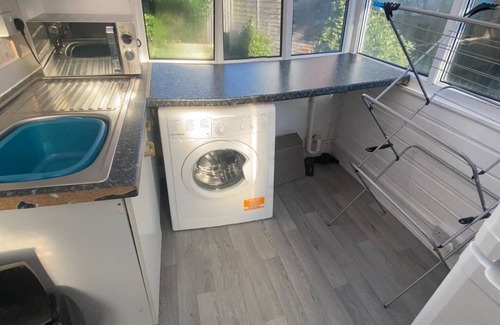 Bloxwich Apartment | 3-bedroom apartment in awesome Birmingham with WiFi