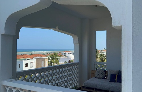 Mombasa House | 3-bedroom apartment in Mombasa with beach access, AC, and fast speed internet